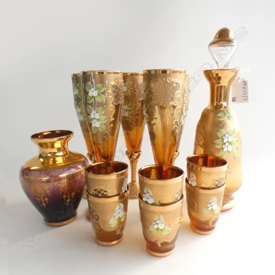 13 PCES GOLD MURANO GLASS; DECANTER, 5 FLUTES, VASE, 6 SHOT GLASSES