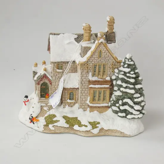 LG LILLIPUT LANE 'THE OLD VICARAGE AT CHRISTMAS - IN ORIGINAL BOX