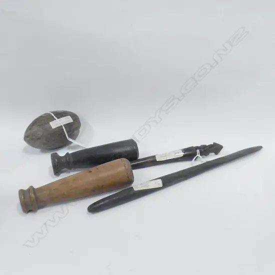 2 SOLOMON TROBRIAND ISLANDS MORTARS & PESTLES H.370mm + LIME CANISTER