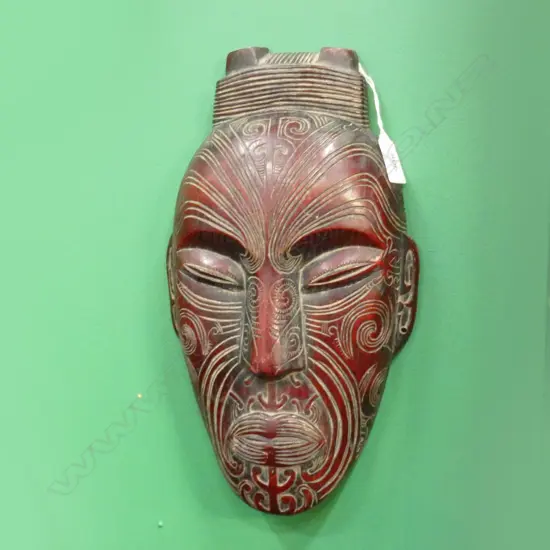 CARVED MAORI WHEKU L 325MM