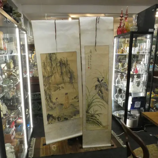 2 ORIENTAL SCROLL PAINTINGS 