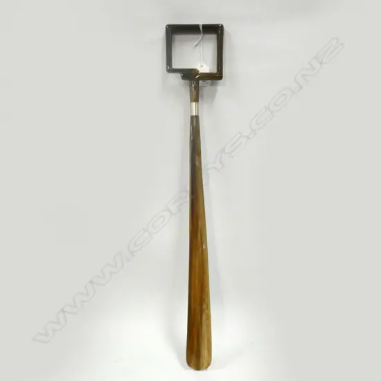 FABULOUS OLD LONG HANDLED SHOE HORN L 545MM