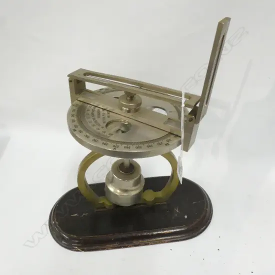 NORWEGIAN COMPACT NAUTICAL COMPASS; 'H. IVERSENS KOMPASFABRIK A/S TRONDHEIM'