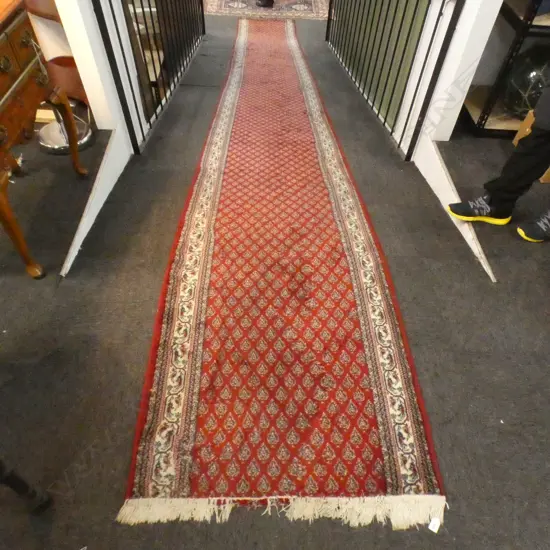 LARGE MACHINE KNOTTED CARPET RUNNER  8000 X 920MM...