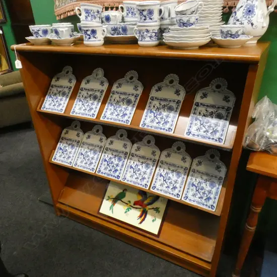 WOODEN BOOK SHELVES 1060x370x1080mm