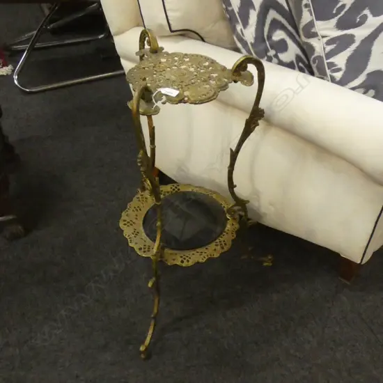  GILT REGENCY STYLE CAST DOUBLE TRAY PLANT STAND