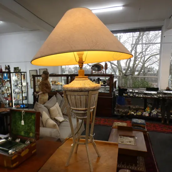 MODERN LAMP; CERAMIC ON METAL FRAME H.900mm