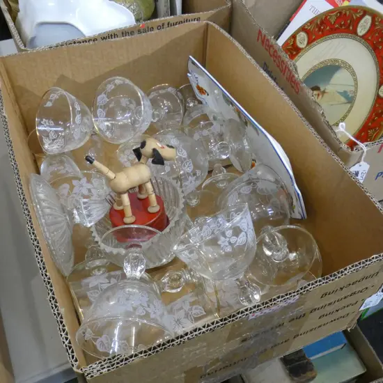 BOX LOT GLASSWARE ETC