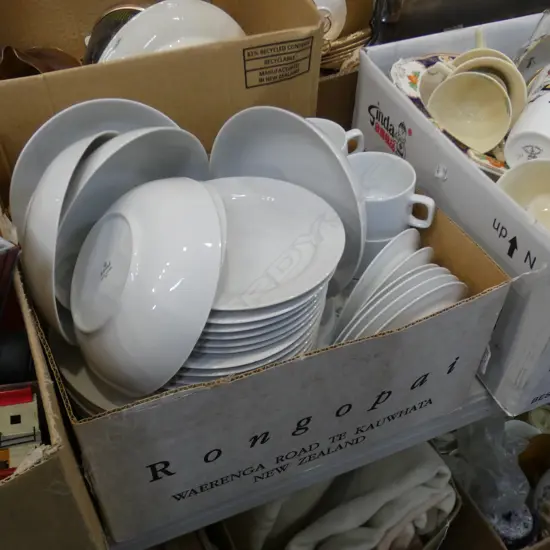 BOX LOT ESCHENBACH GERMANY WHITE PORCELAIN PART DINNER SERVICE