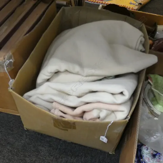 3 QUEEN WOOL BLANKETS 