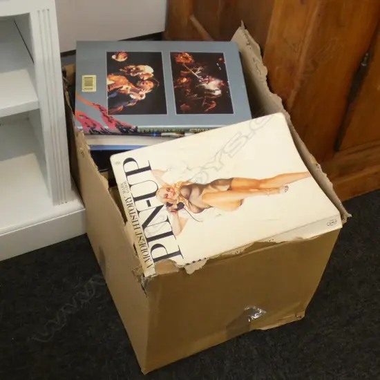 BOX OF BOOKS:- CINEMA & ENTERTAINMENT