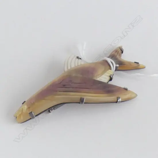 SILVER FRAMED MOTHER-OF-PEARL FLYING FISH BROOCH L.85mm
