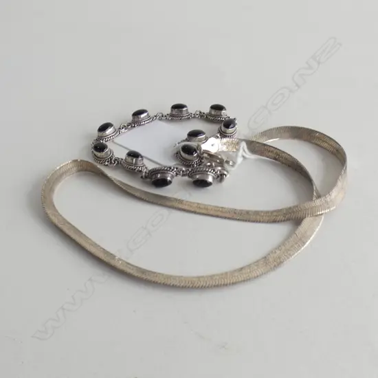 SILVER & ONYX BRACLET & ITALIAN 925 SILVER MESH NECKLACE TOTAL WGT 27GMS