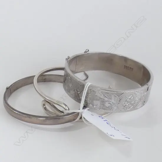 3 STG SILVER BANGLES; 2 HINGED  47GMS