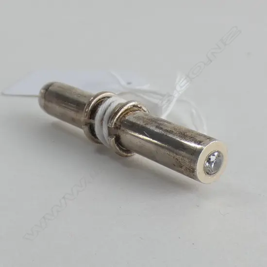 (S) EAR GROMIT IN 925 SILVER WITH DIAMOND TO ONE END BY JEWELLER KIM BRICE