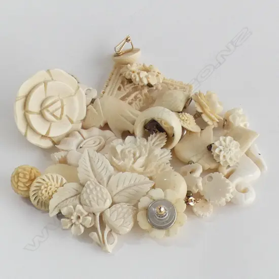 ASST CARVED IVORY, BONE & OTHER JEWELLERY PCS, INC. EARRINGS, RINGS & BROOCHES