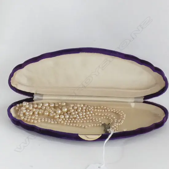 VINTAGE 3 GRADUATED STRAND FAUX PEARL NECKLACE WITH STG SILVER & MARCESITE CLASP 