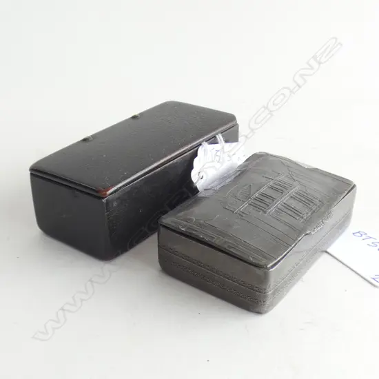 ANTIQUE PEWTER SNUFF BOX - ST PAULS CATHEDRAL LONDON + BLACK SNUFF BOX