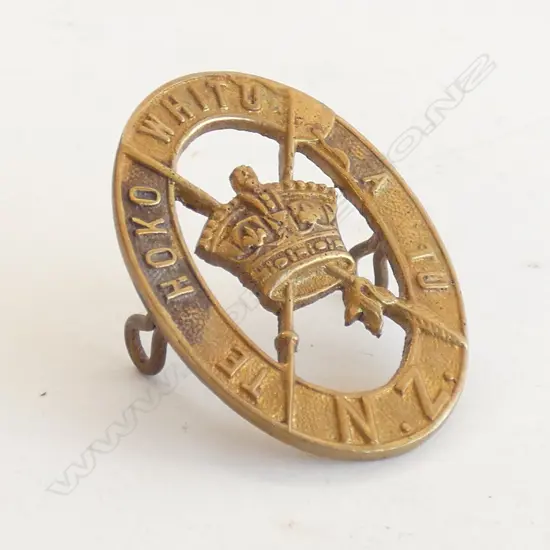 WWI MAORI BATTALION CAP BADGE