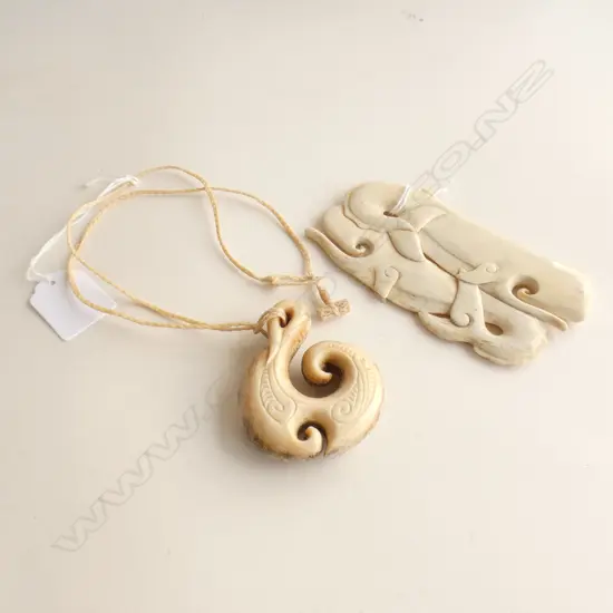 FINE BONE CARVING OF 2 WHALES115 x 65mm  & BONE HEI MATAU 