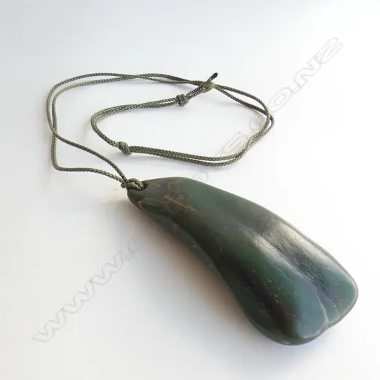 POUNAMU NEPHRITE PENDANT FROM A NATURAL STONE. H.110mm