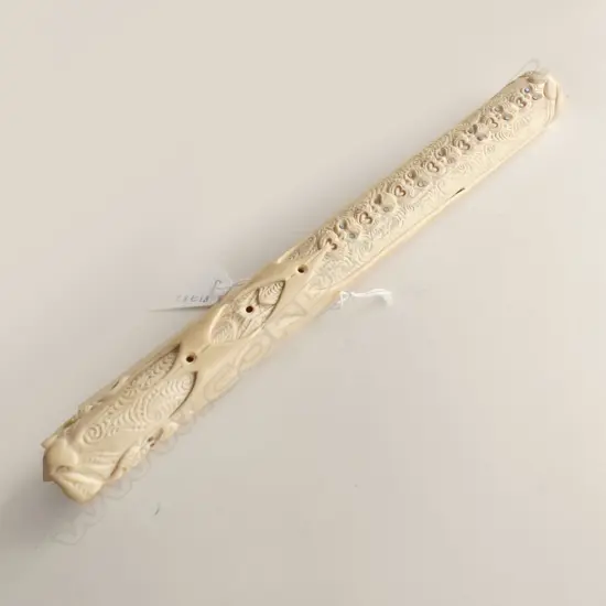 BRIAN FLINTOFF BONE CARVED PUTORINO FLUTE L.305mm