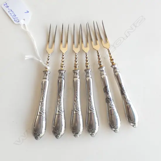 SET 6 WMF S/PLATE HANDLED FANCY PICKLE FORKS