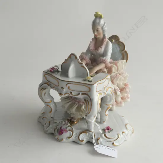 DRESDEN FIGURINE; LADY AT PIANO H.190mm