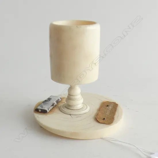 IVORY VESTA HOLDERSTRIKER H 85MM