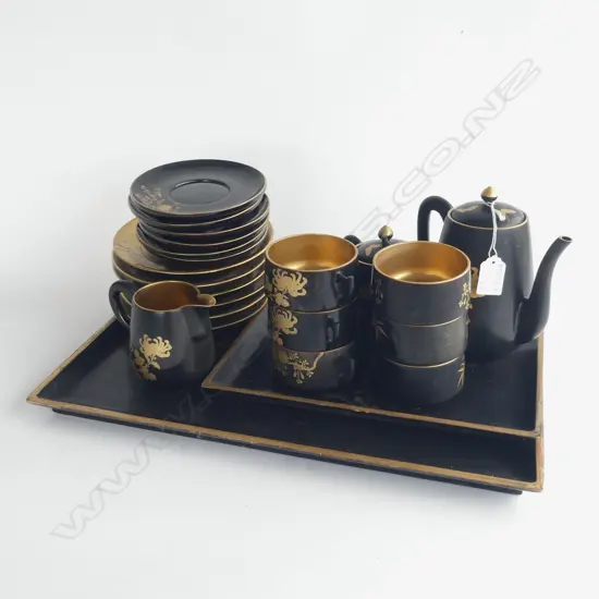 23 PCE BLACK LACQUER & GILT JAPANESE TEA SERVICE
