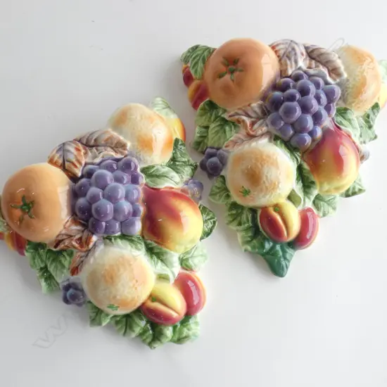 PR RETRO CERAMIC MIXED FRUIT WALL POCKET VASES H 200MM 