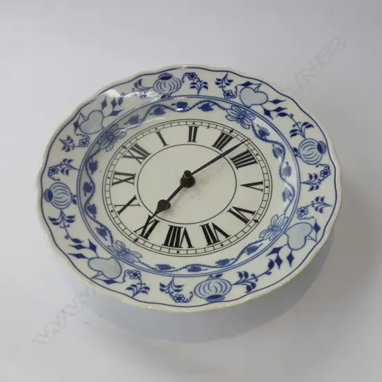 CZECH BLUE ONION PATTERN PLATE WALL CLOCK DIA 245MM