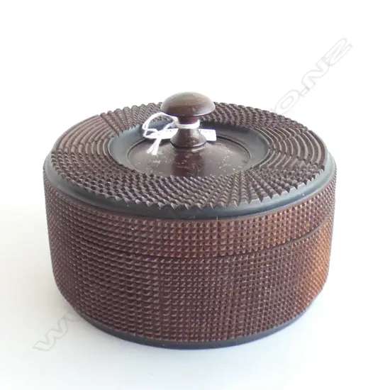 PACIFIC ISLAND CARVED HARDWOOD LIDDED CONTAINER 145mm dia