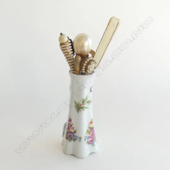 10 VINTAGE HAT PINS WITH PORCELAIN STAND