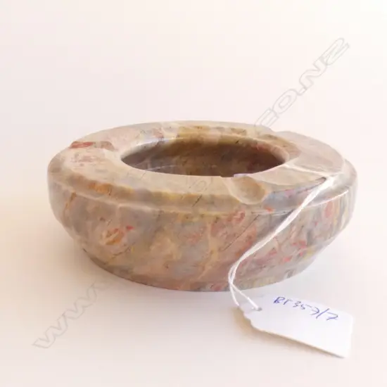 ARGENTINIAN MARBLE ASHTRAY D 130 MM