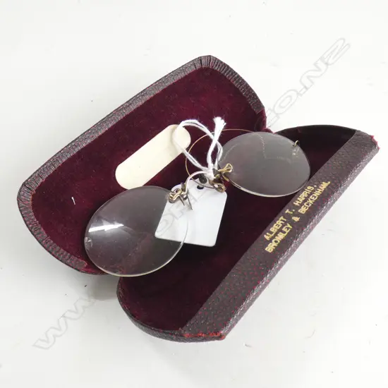 PR ANTIQUE SPECTACLES a/f