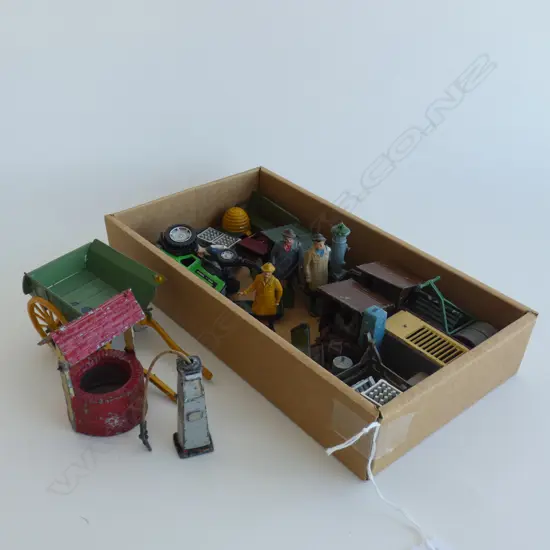 ASST. VINTAGE BRITONS LEAD TOY FARM EQUIPTMENT ETC