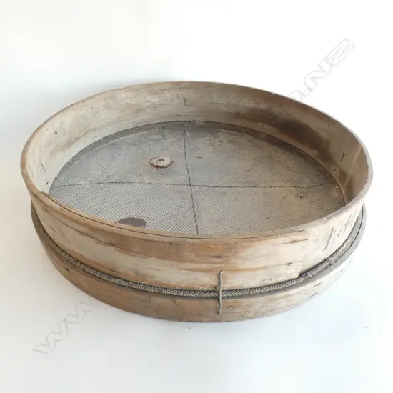 VINTAGE GARDEN SIEVE 500mm dia