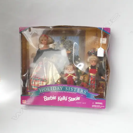 VINTAGE BOXED BARBIE, KELLY & STACIE 'HOLIDAY SISTERS' 