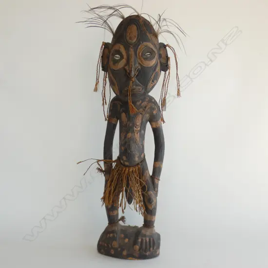 PAPUA NEW GUINEA  SEPIK RIVER TRIBAL FIGURE H 610 MM