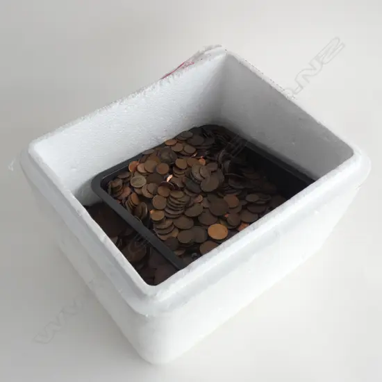 7.1 KG NZ COPPER PENNIES; 1945 - 1946