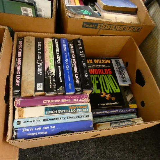 BOX LOT BOOKS; UFO / ALIEN