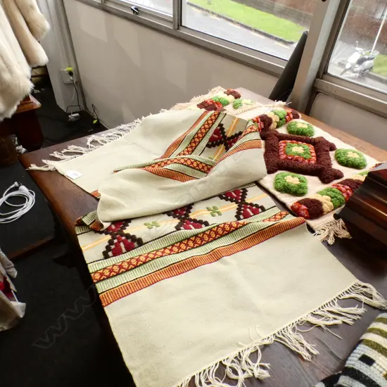 SWEDISH FOLK ART WOWEN WOOL TABLE RUNNER OR WALL HANGING C 1930-50'S + 2 RYA WOVEN CUSHION COVERS C 1950;'S