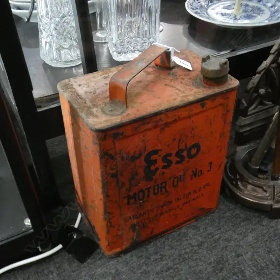 VINTAGE RED ESSO MOTOR OIL CAN H.320mm