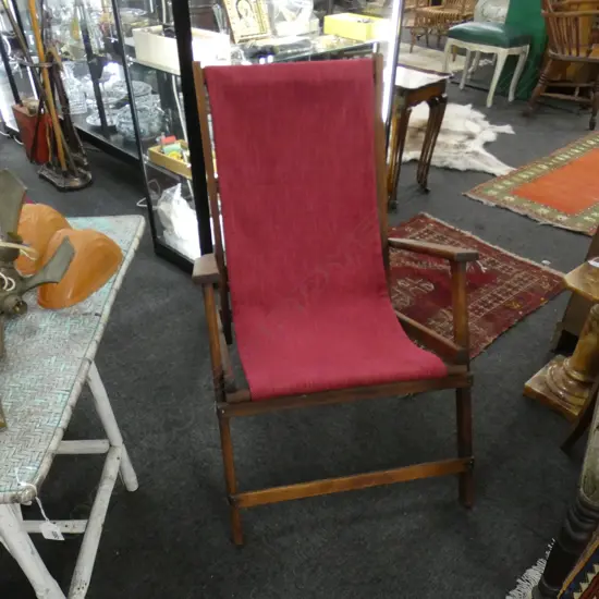 VINTAGE FOLDING CHAIR RED FABRIC