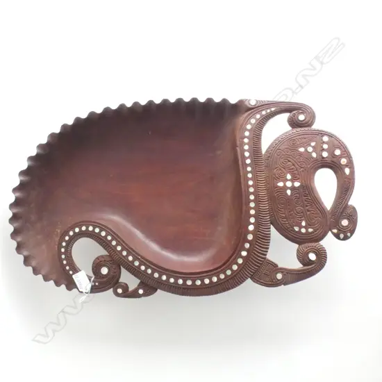 SOLOMON ISLANDS CARVED HARDWOOD BOWL MOP INLAYS L.590mm