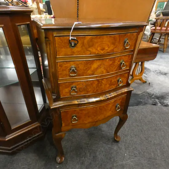 QUEEN ANNE STYLE QUALITY BURR WALNUT BEDSIDE CHEST 4 DRAWER H.770mm 
