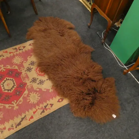 TIBETAN LAMB HIDE; LONG CURLY WOOL IN BROWN 1600x600mm
