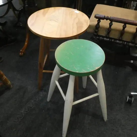 WOODEN TABLE & PAINTED STOOL H.600mm