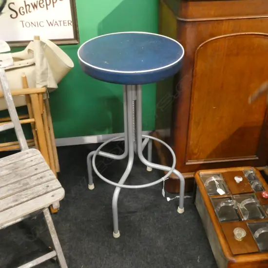1950S ADJUSTABLE INDUSTRIAL STOOL ON 4 LEGS 810MM HIGH UNEXTENDED
